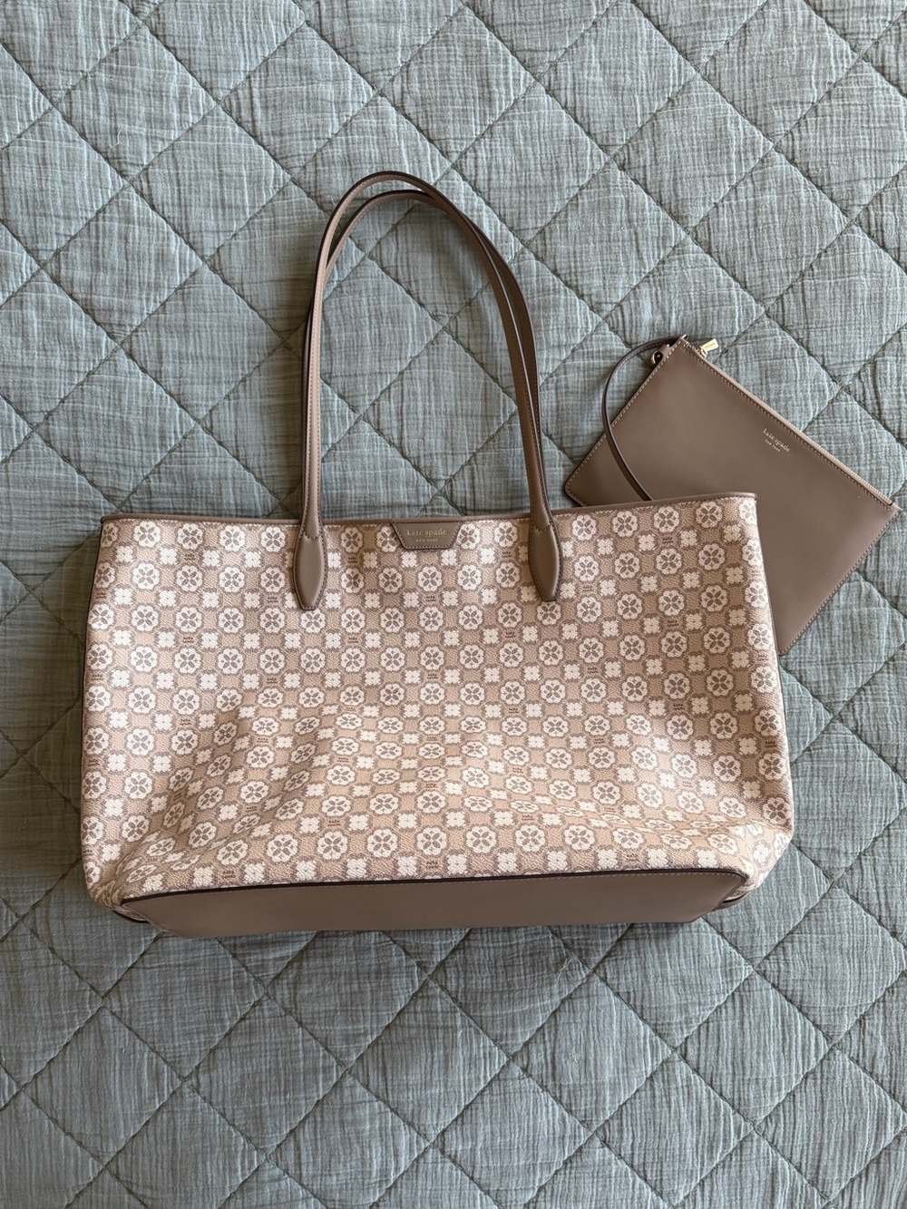 Kate Spade Flower Monogram Large Tote Bag LIKE NEW